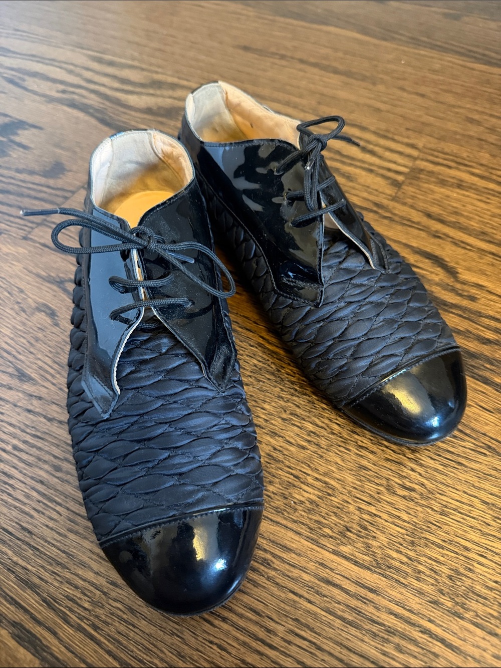 Women’s Black Textured Lace-Up Dress Shoes